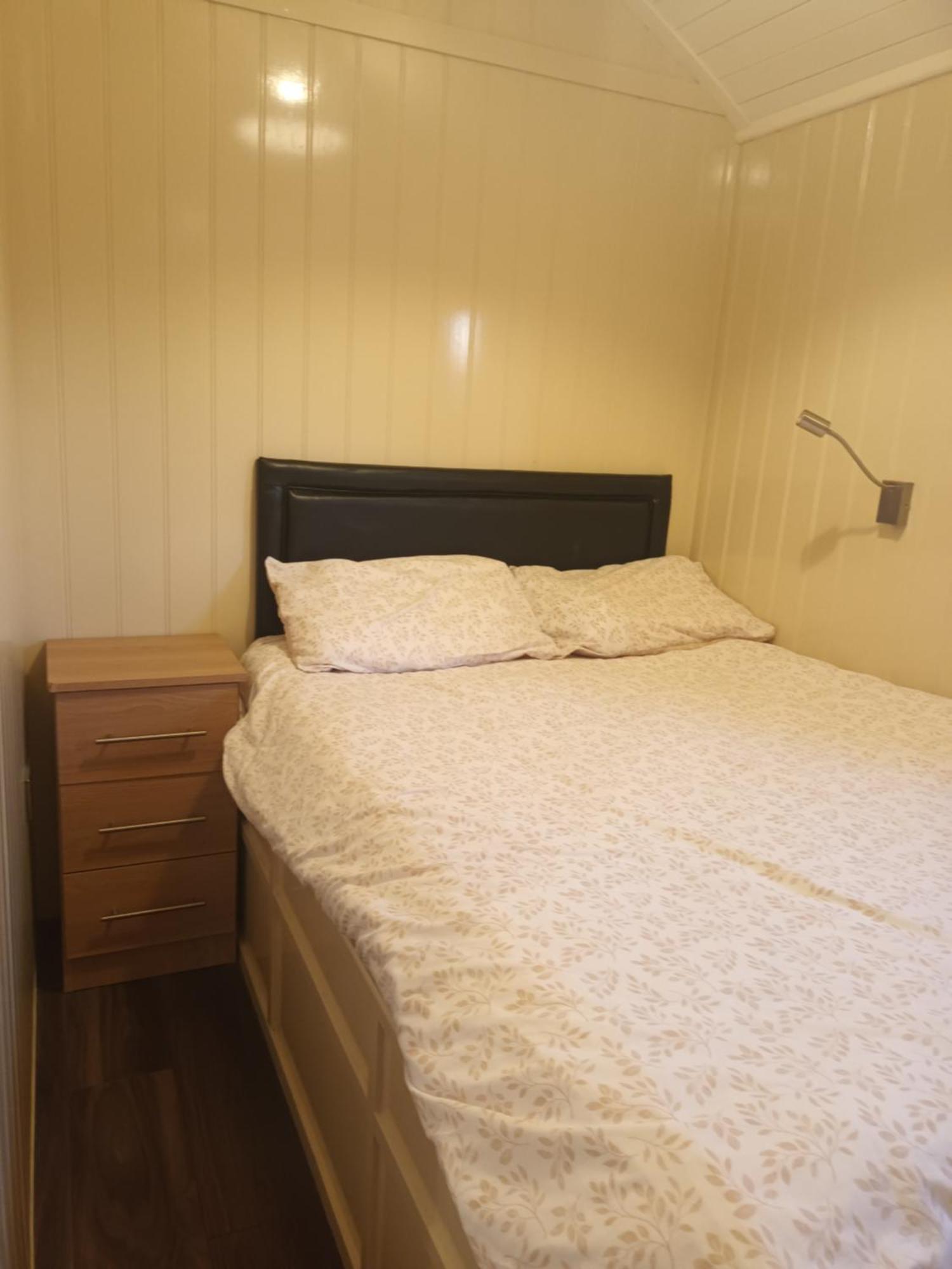 Rathgillen Cabin Nobber 外观 照片