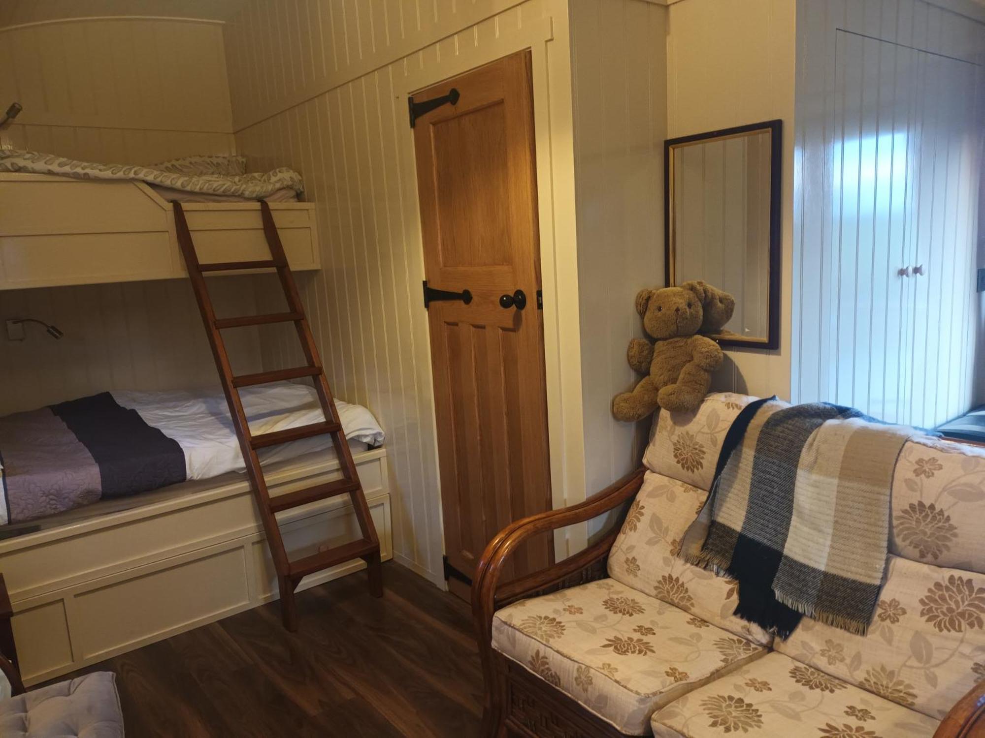 Rathgillen Cabin Nobber 外观 照片